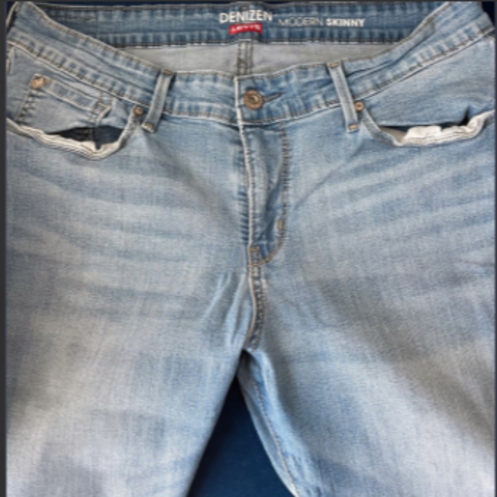 Levi Denizen Modern Skinny Essential Women’s Low Rise Jeans $58